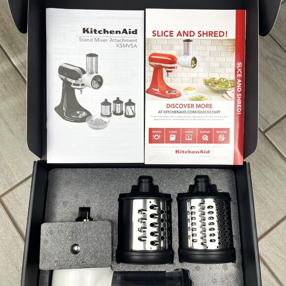 KitchenAid Fresh Prep Shredder Attachment White - NEW - Picture 5 of 9